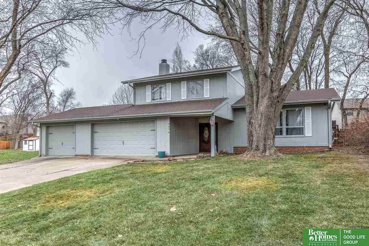 3074 162 Street - Photo 1
