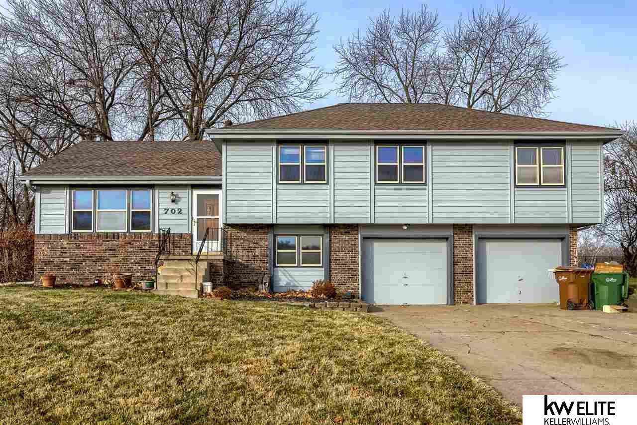 702 Marian Avenue - Photo 1