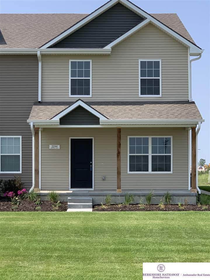 2244 Aaron Way - Photo 1