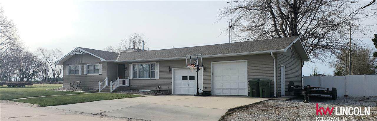 712 Forrest Street - Photo 1