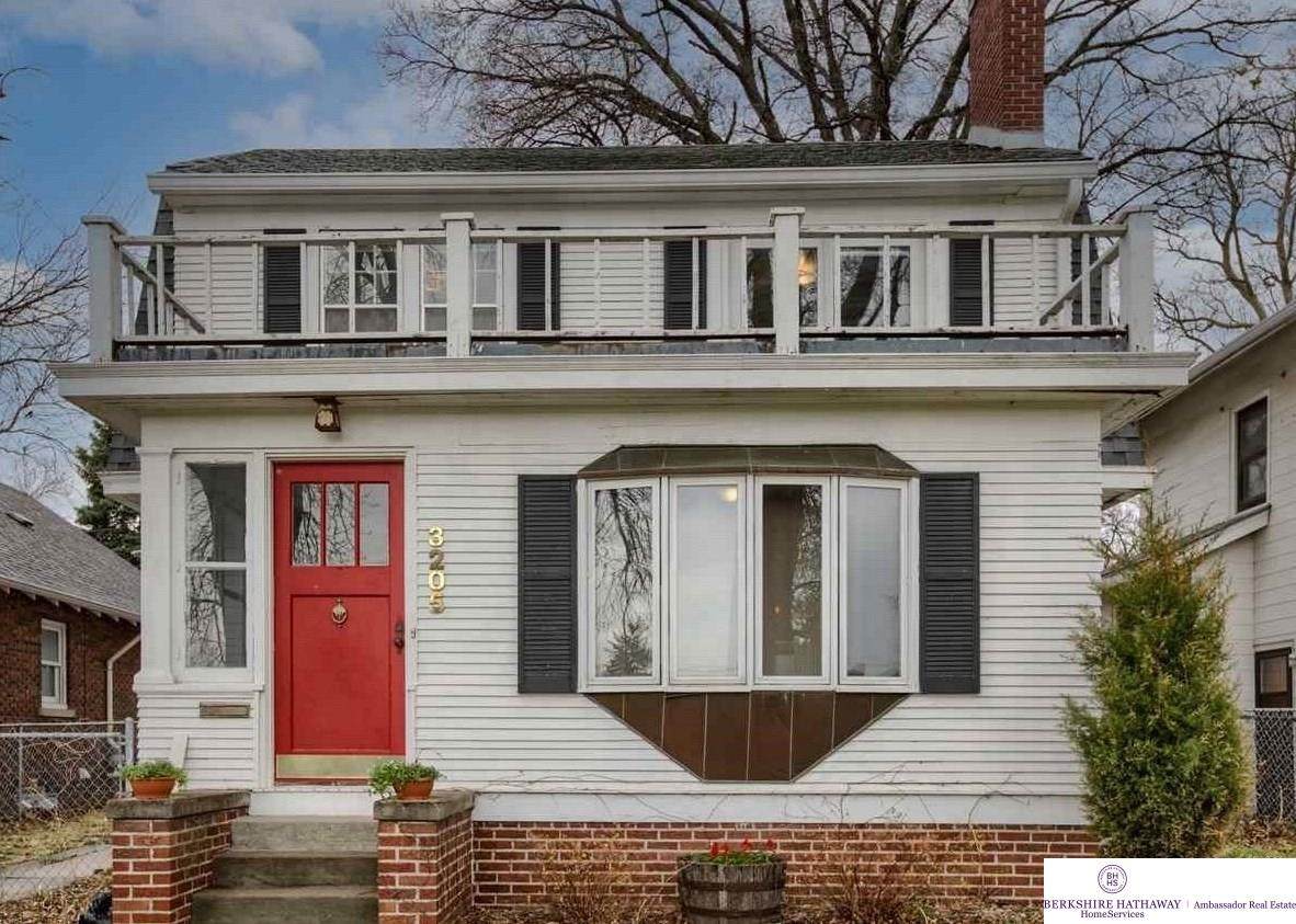 3205 32 Avenue - Photo 1