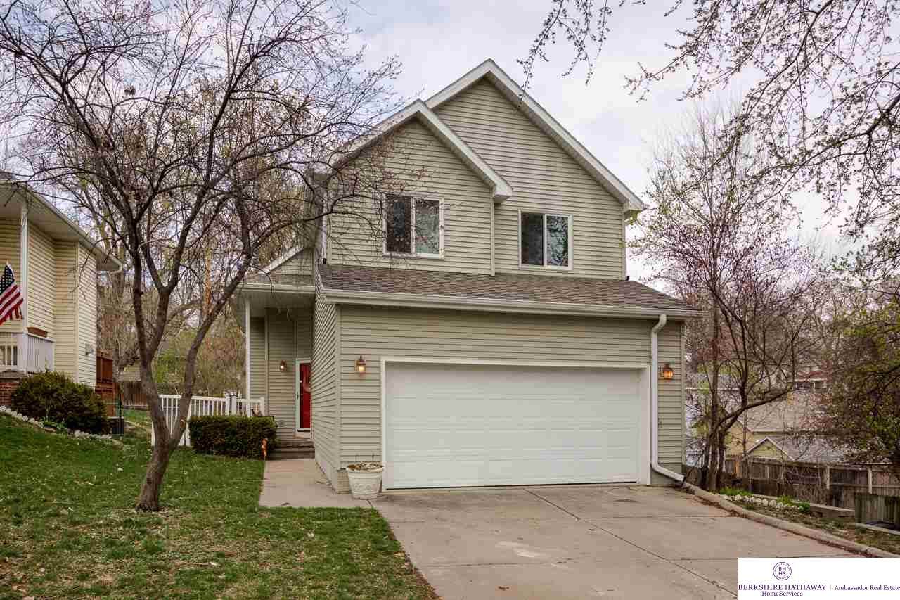 6004 Charles Street - Photo 1