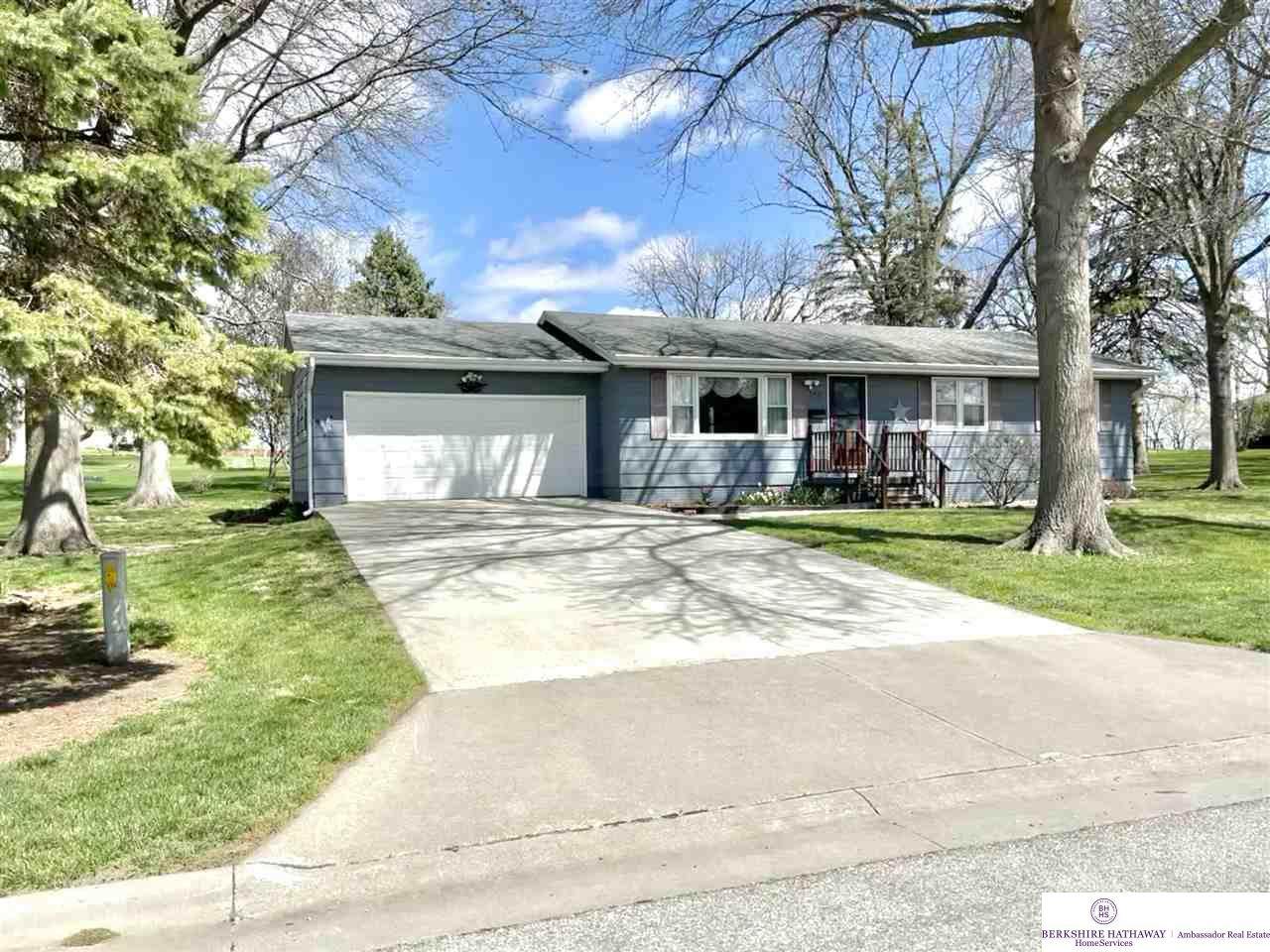 302 Jaycee Street - Photo 1