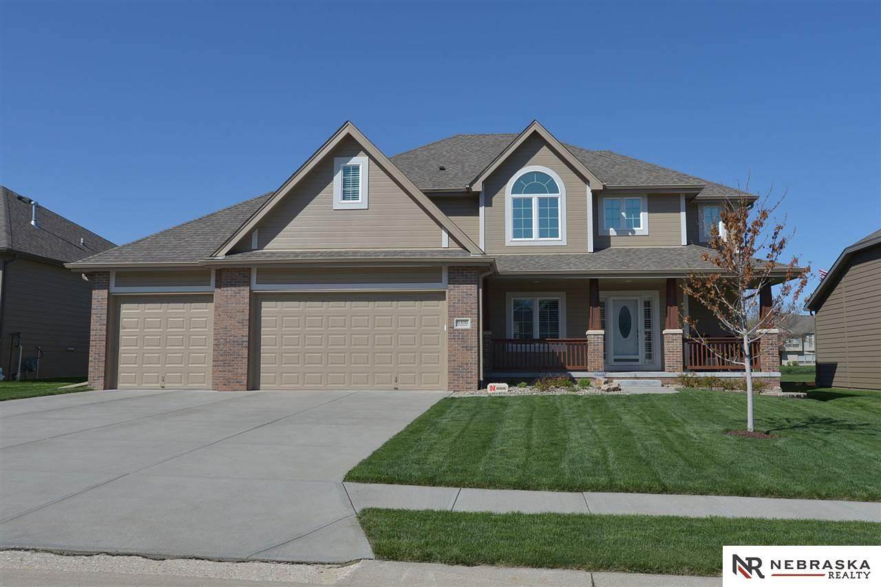 6406 163 Street - Photo 1