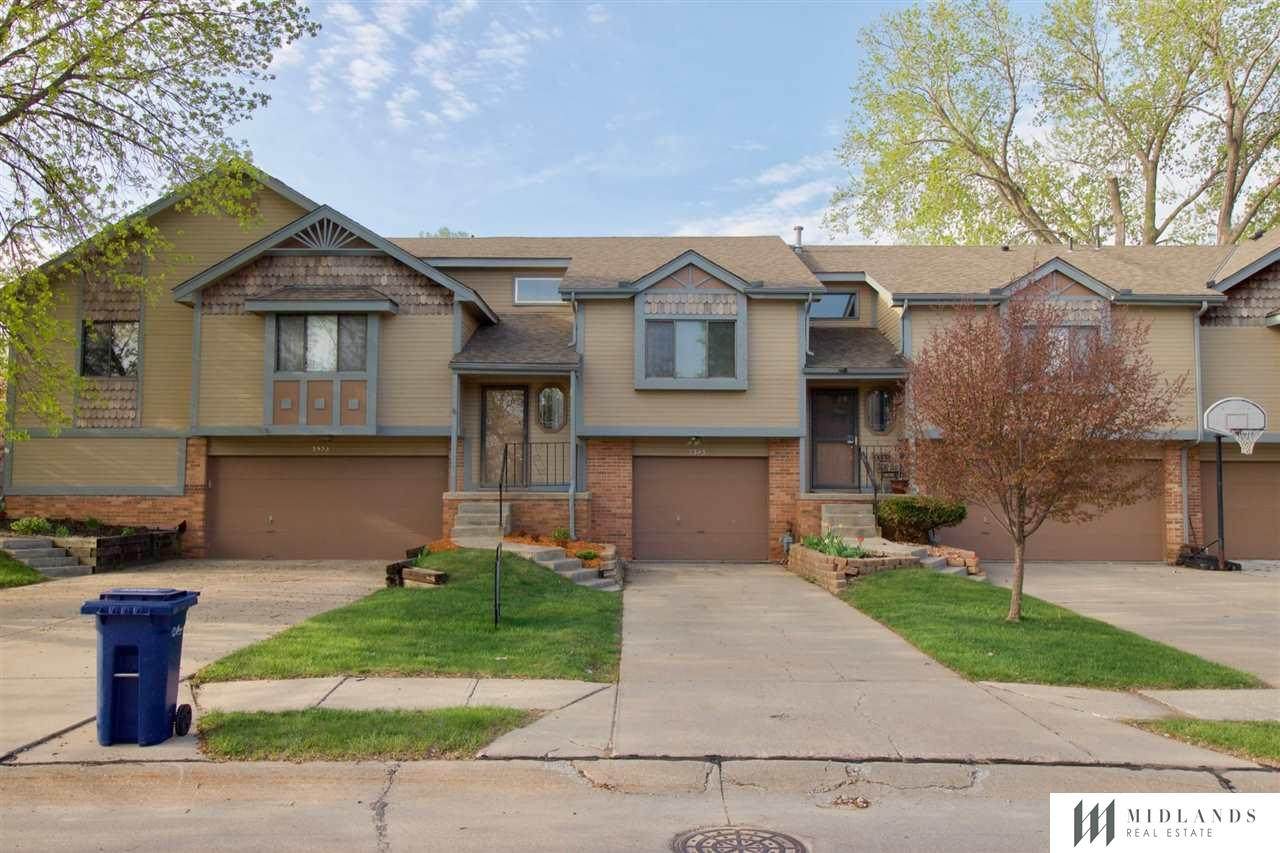 3305 Comstock Street - Photo 1