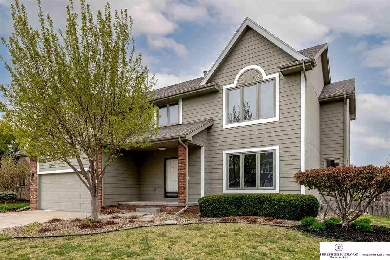 5016 135 Avenue - Photo 1