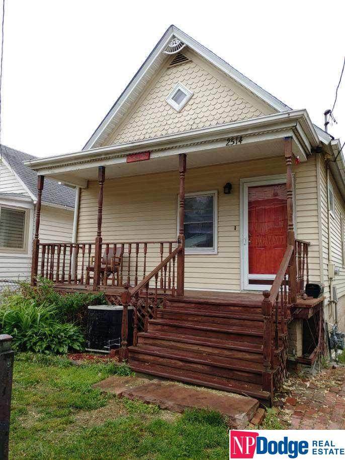 2514 26th Street - Photo 1