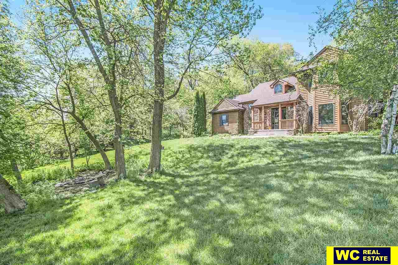 9202 Greeley Avenue - Photo 1