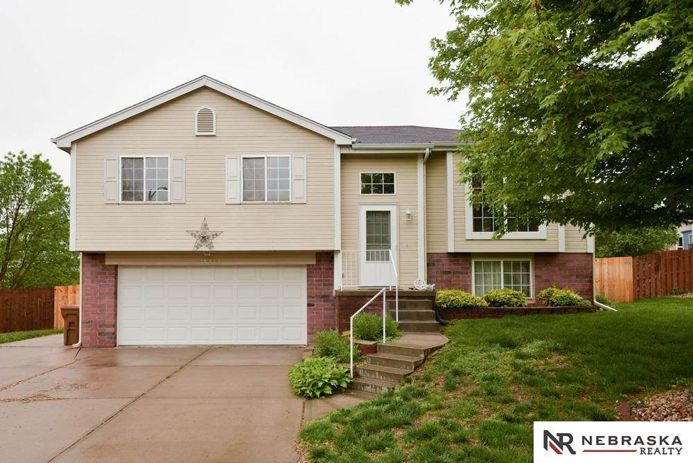 10806 19th Street - Photo 1