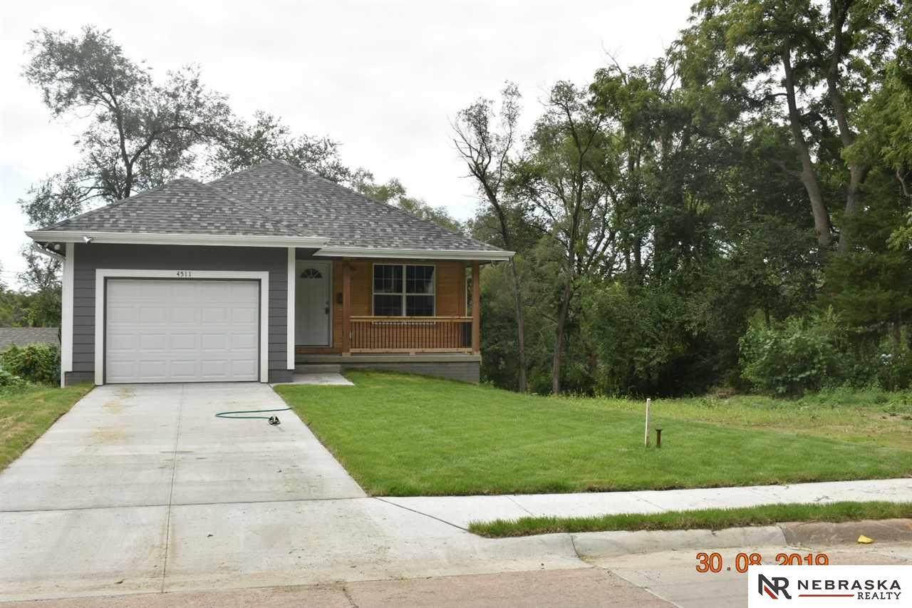 4513 Browne Street - Photo 1