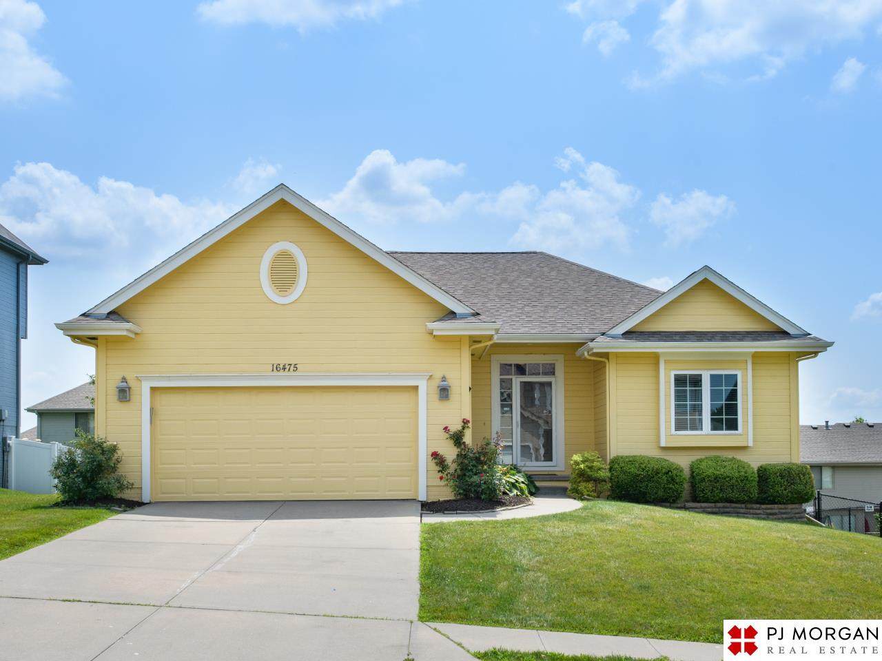 16475 Monroe Street - Photo 1