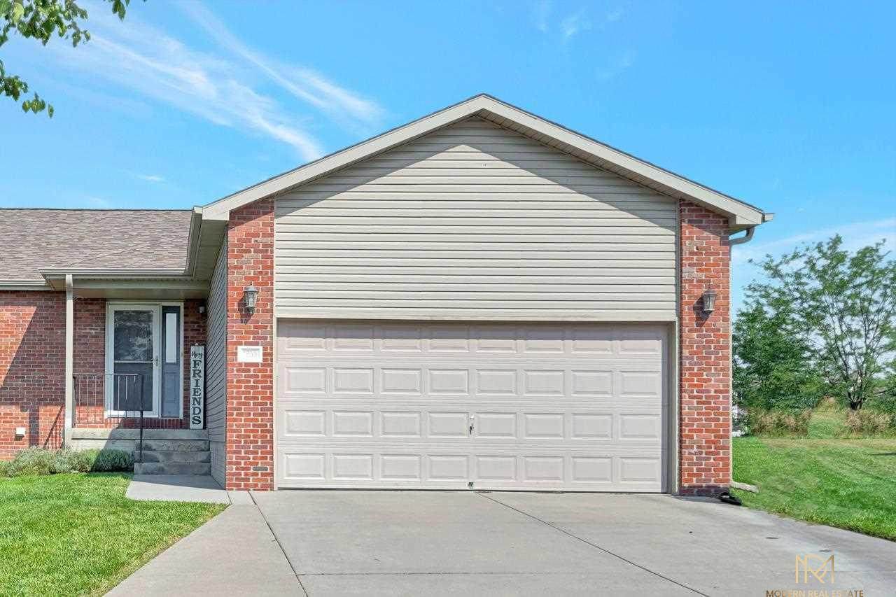 7255 Dorchester Court - Photo 1