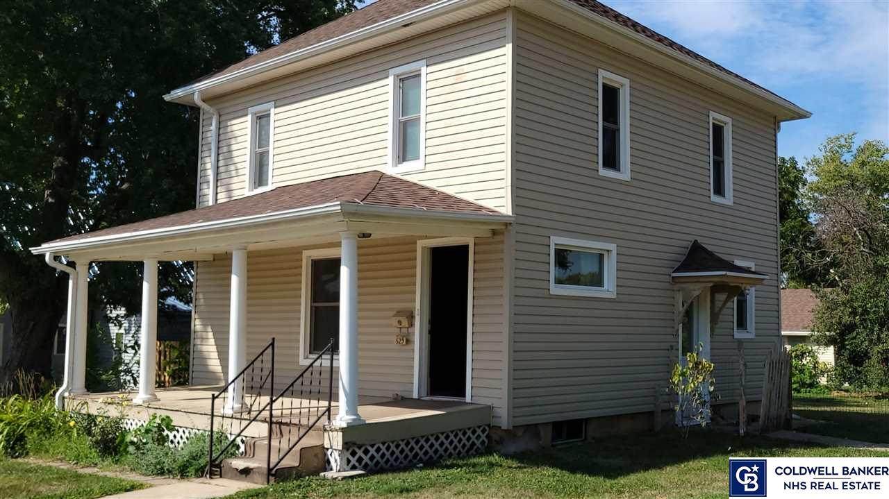 529 Academy Avenue - Photo 1