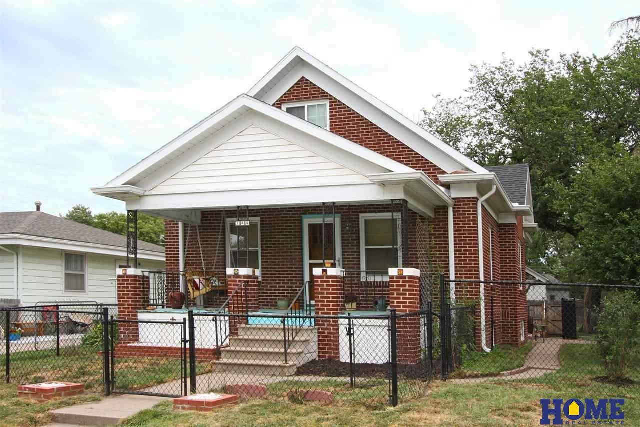 144 D Street - Photo 1