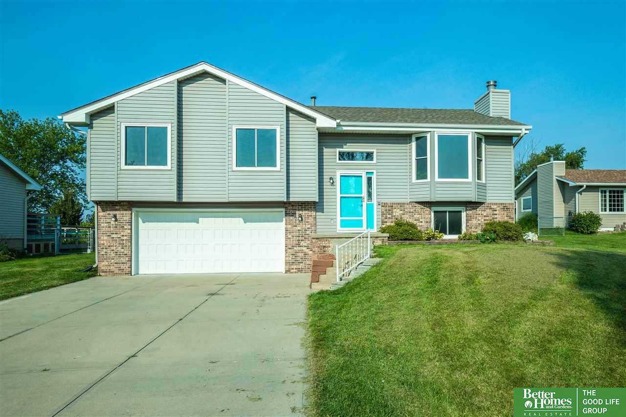 9718 Rock Creek Road - Photo 1
