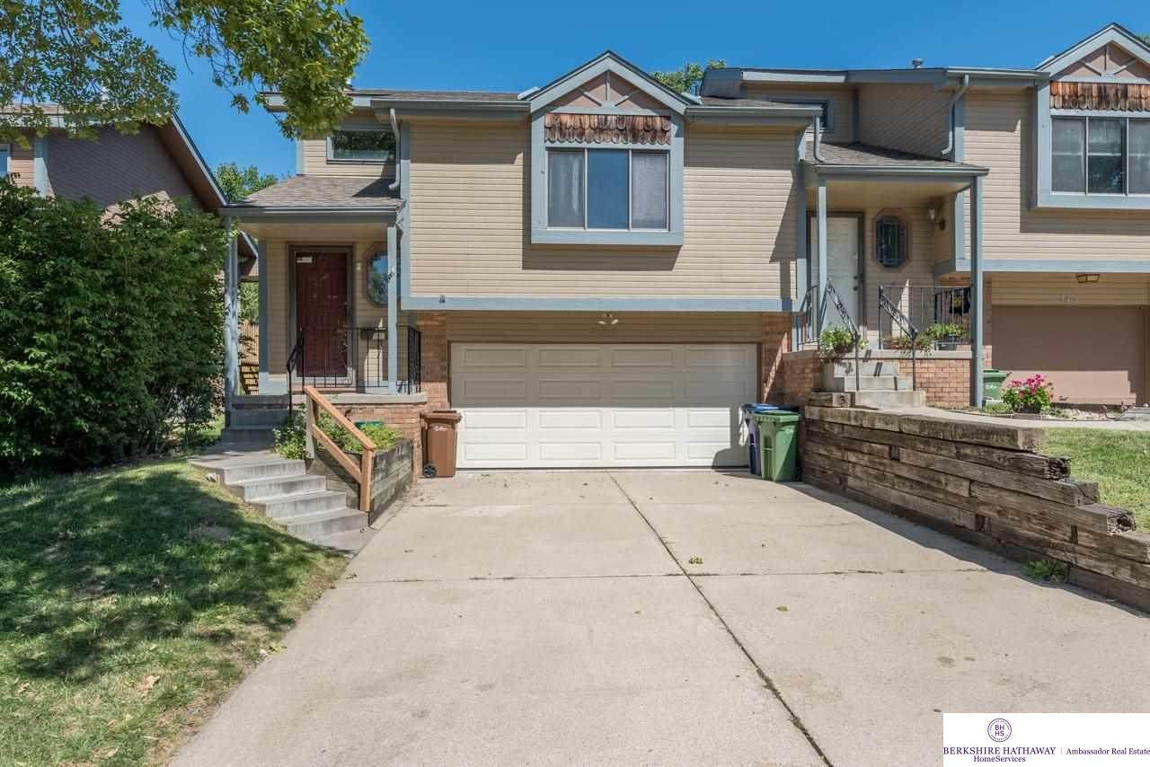 3318 Comstock Avenue - Photo 1