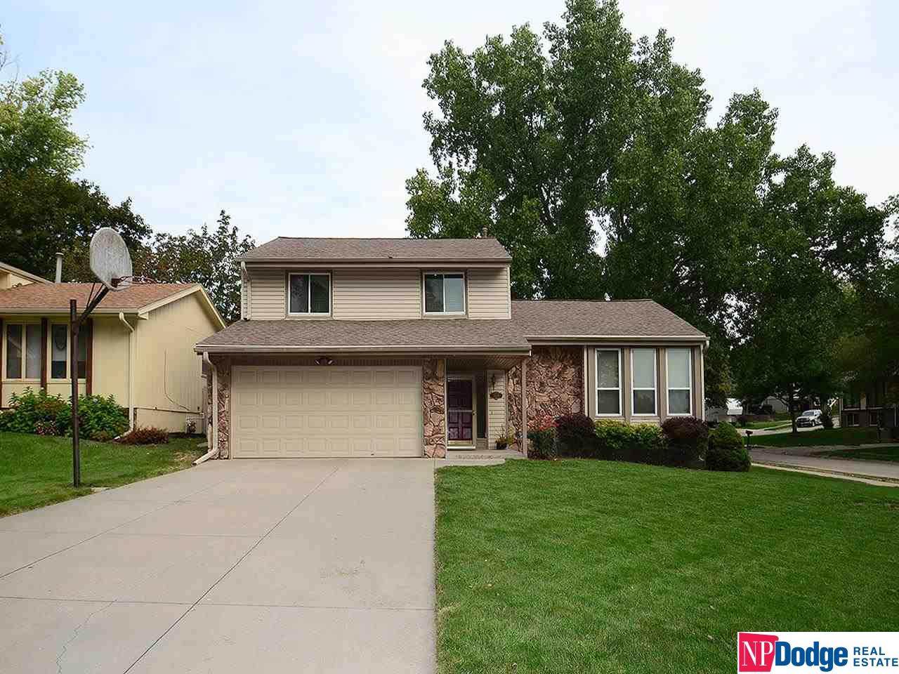 15406 Douglas Circle - Photo 1