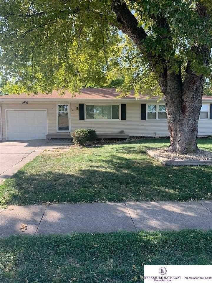 804 Pawnee Drive - Photo 1