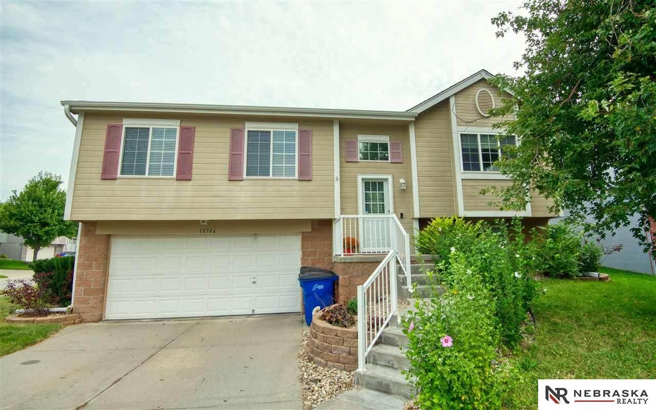 18746 Borman Street - Photo 1