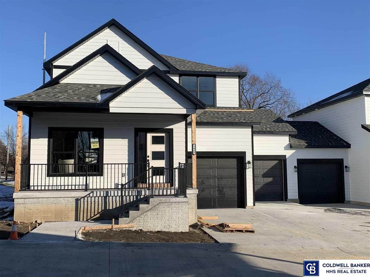 5407 Roose Street - Photo 1