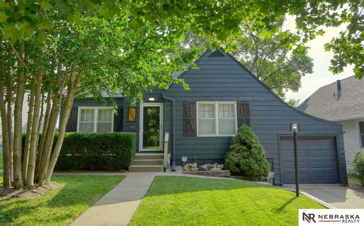 1417 52nd Street - Photo 1