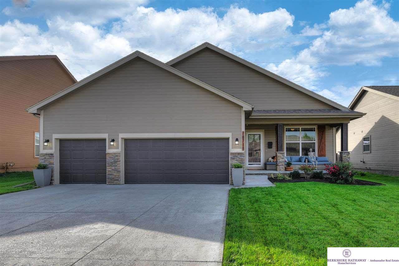 18715 Mason Street - Photo 1