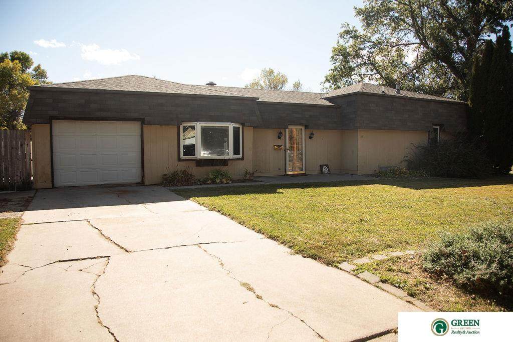 1634 Nebraska Avenue - Photo 1