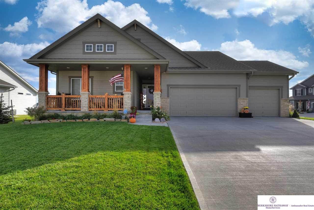 10568 110 Avenue - Photo 1