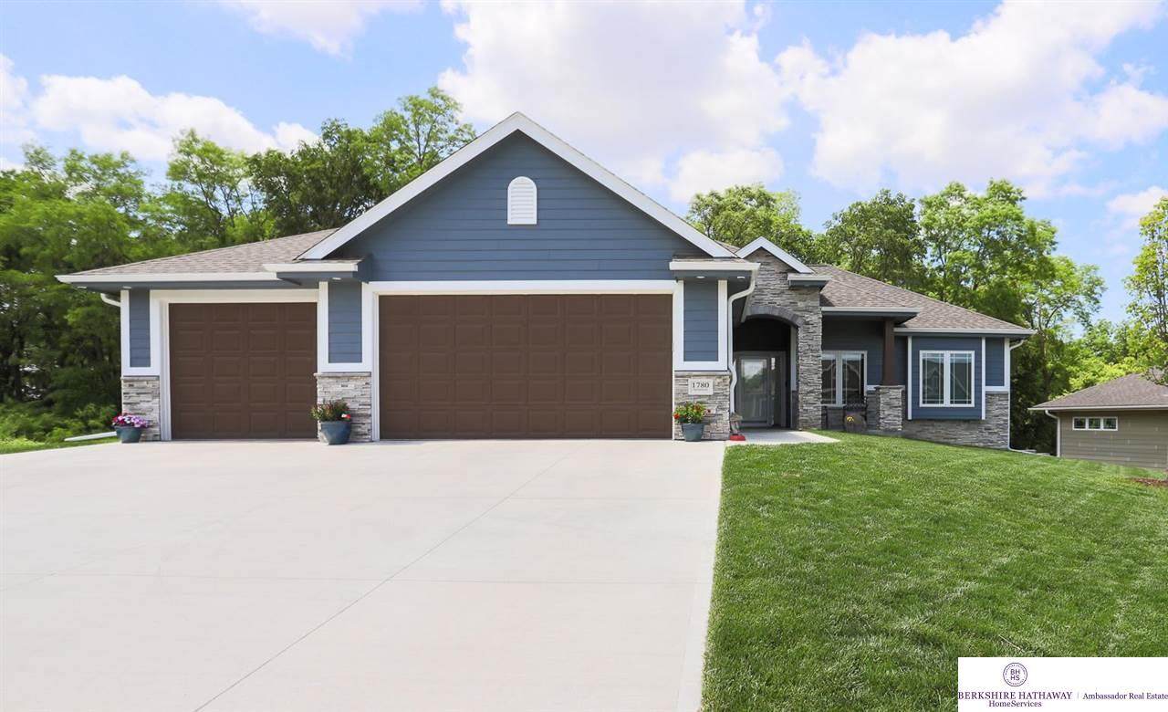 1780 Sycamore Street - Photo 1