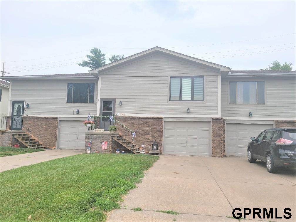 2524 Mose Avenue - Photo 1