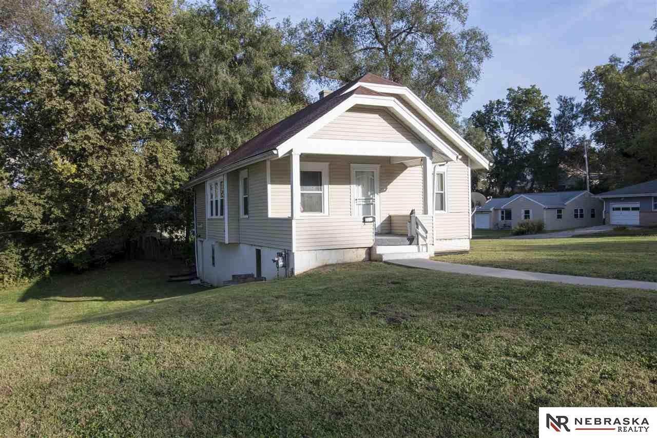 5001 41st Street - Photo 1