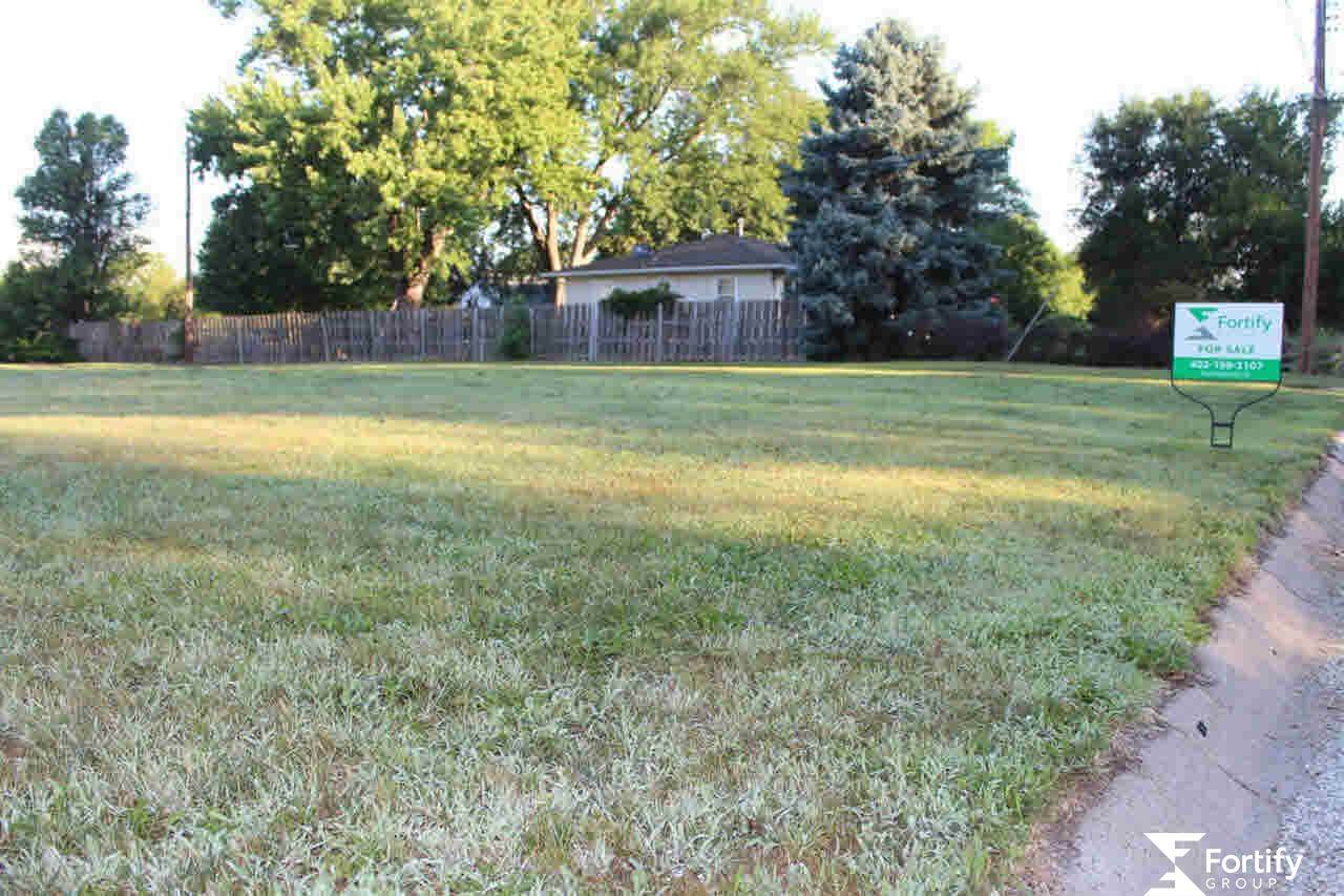 536 9th Street - Photo 1