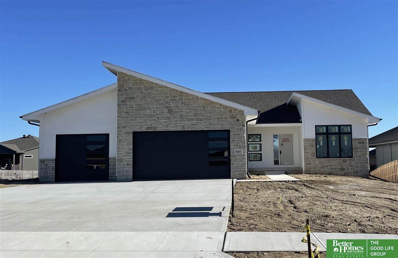 4407 Big Elk Parkway - Photo 1