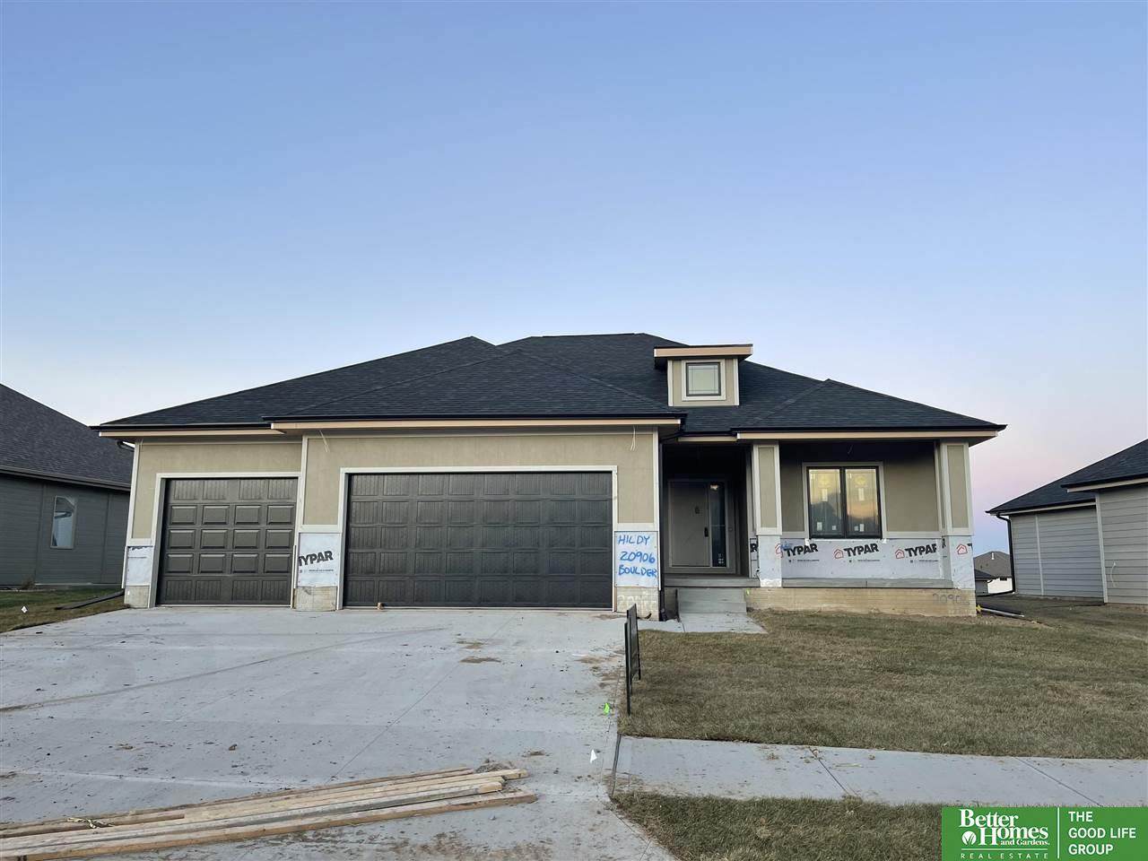 20906 Boulder Street - Photo 1