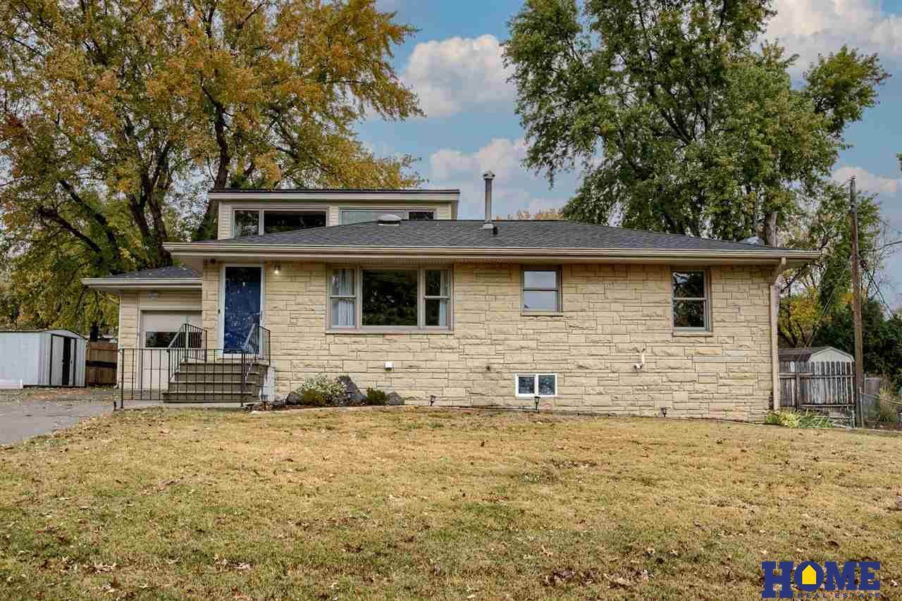 2600 Kessler Boulevard - Photo 1