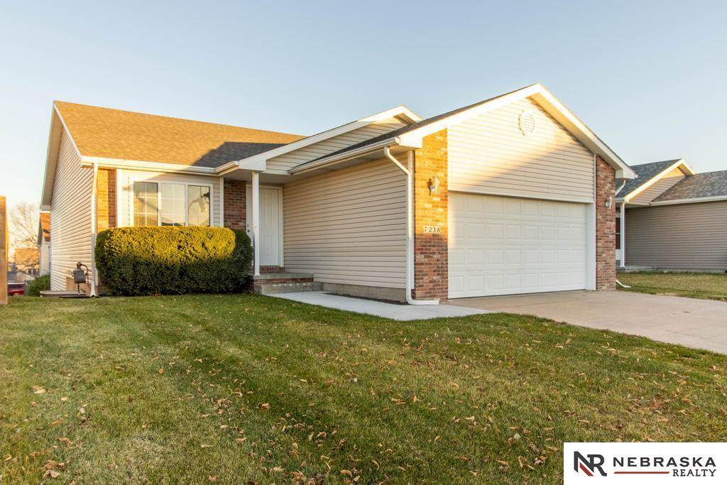 7238 Whitewater Lane - Photo 1