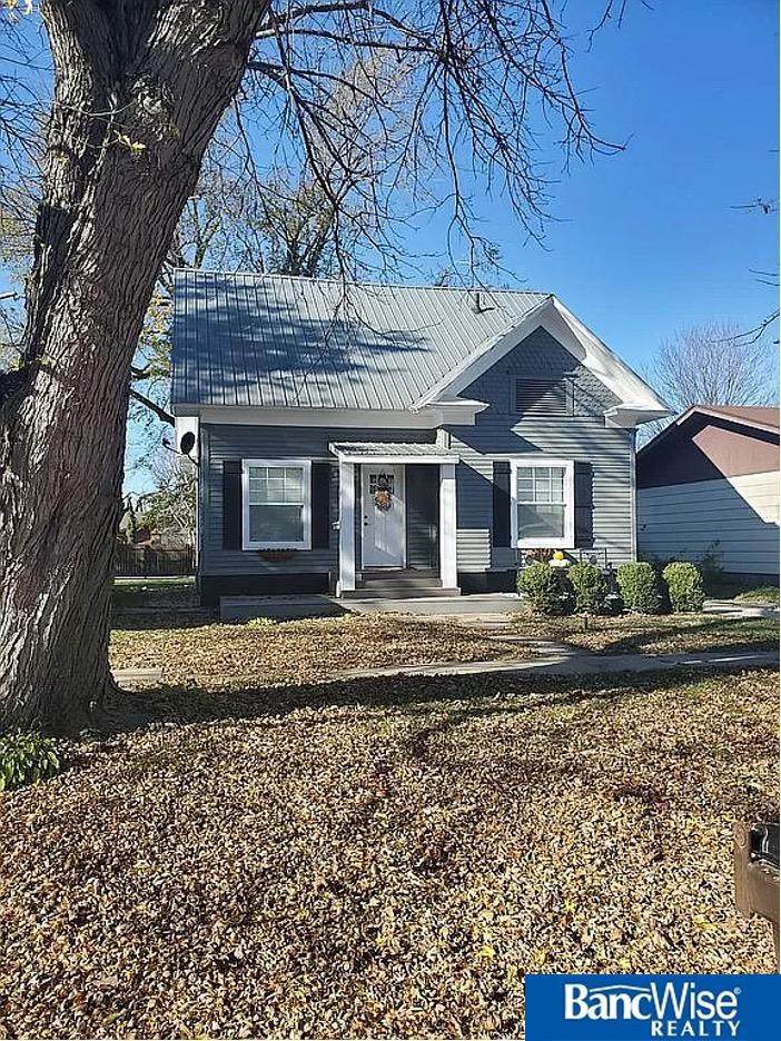 971 11th Street - Photo 1