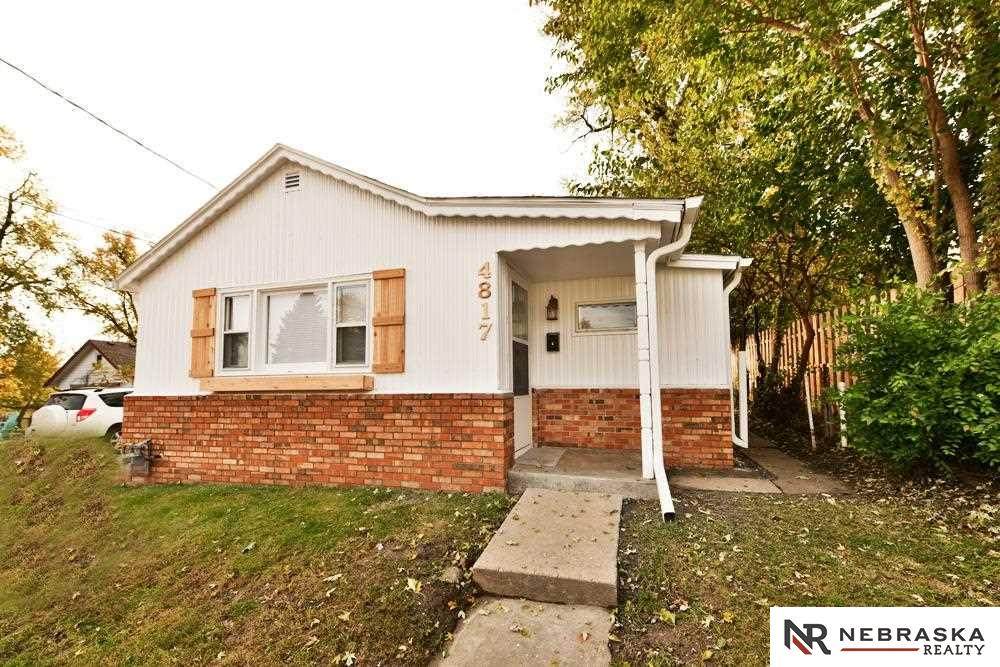 4817 Grant Street - Photo 1