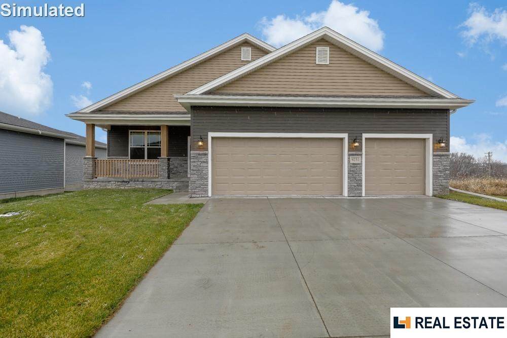 7301 9th Street - Photo 1