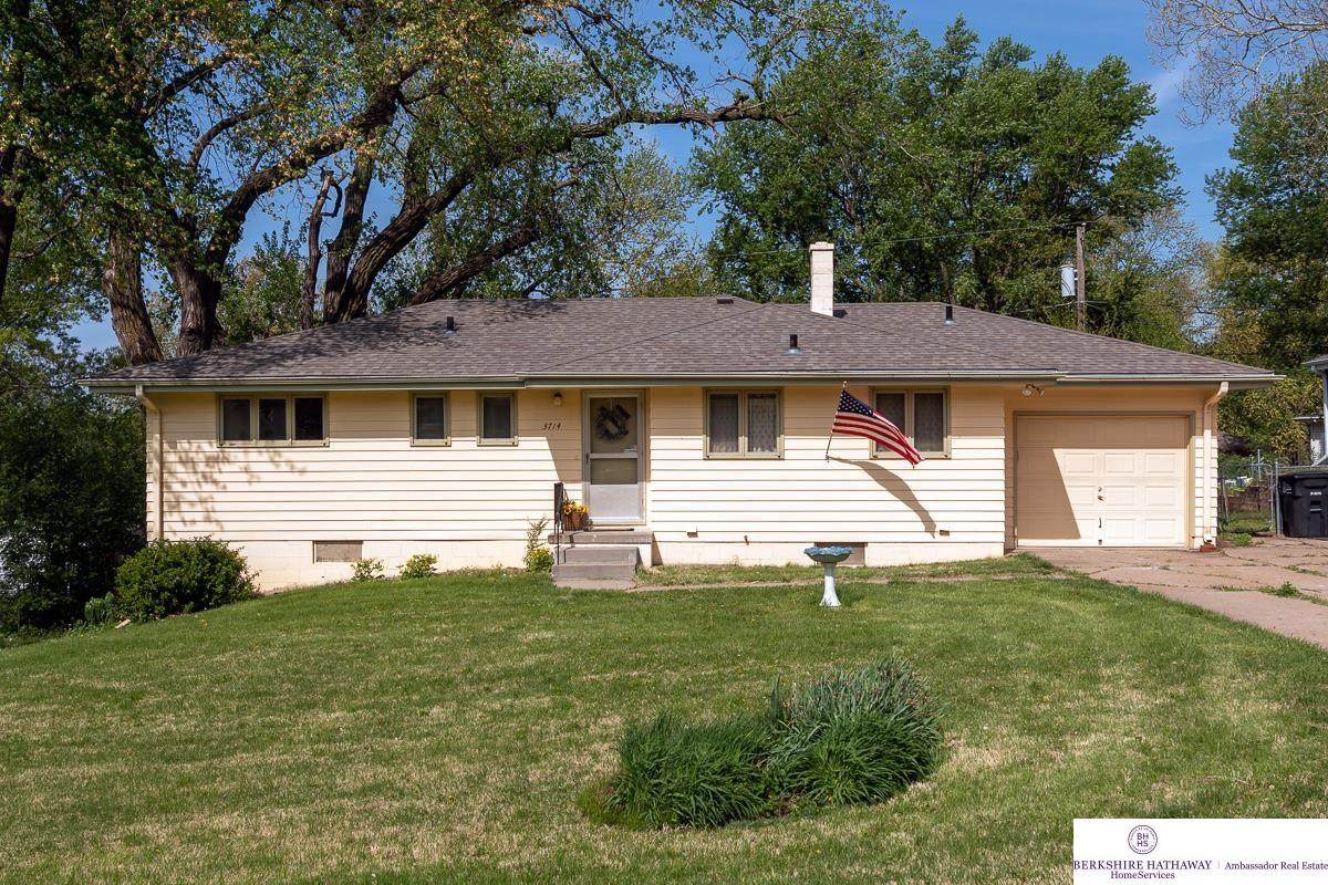 3714 85 Avenue - Photo 1