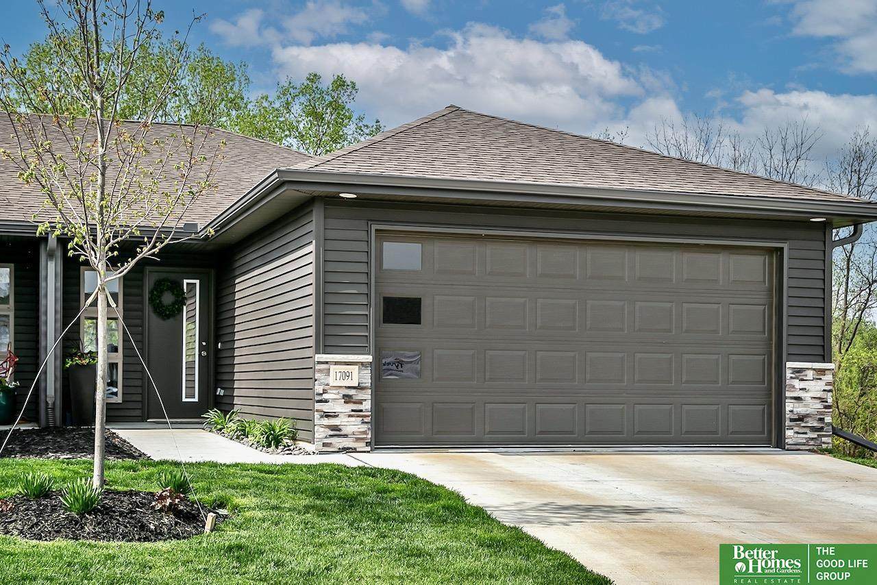 17091 Irving Street - Photo 1