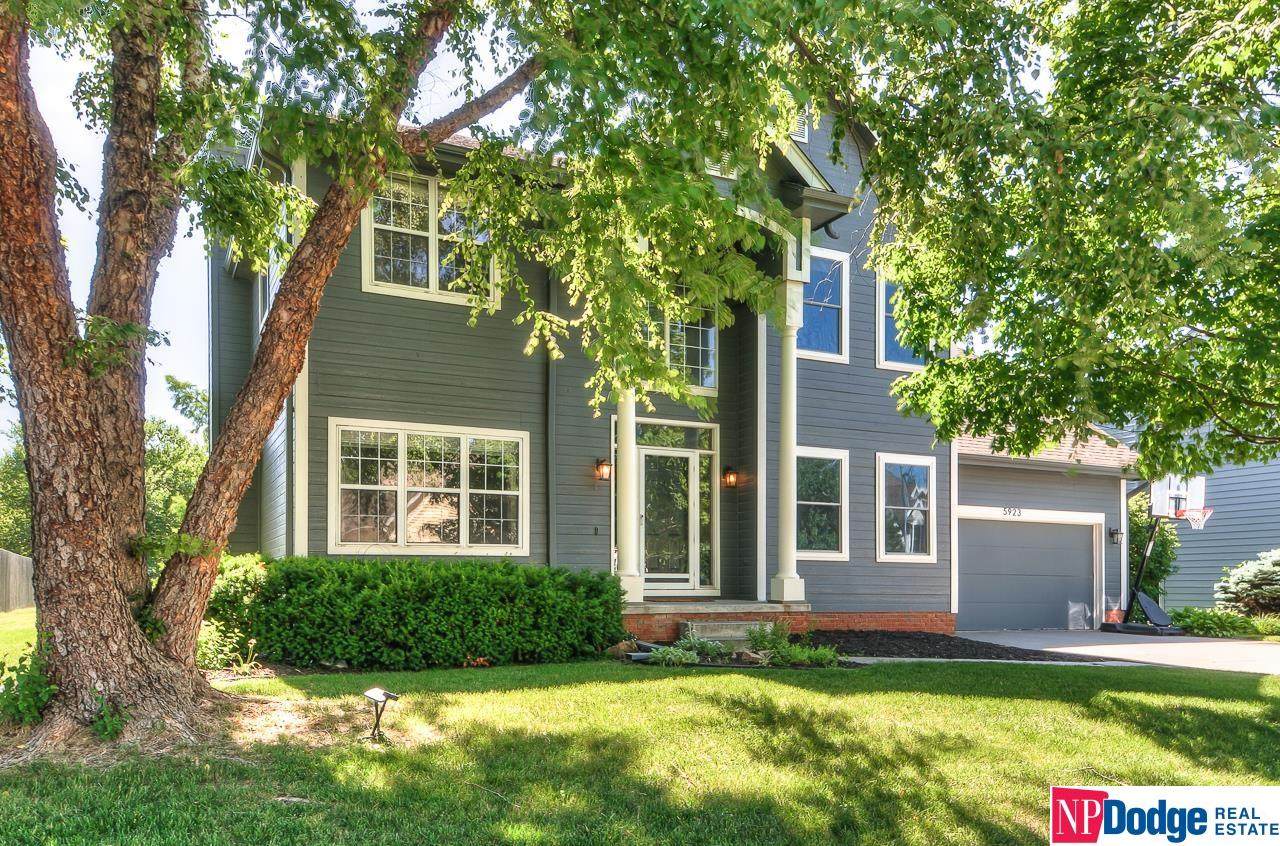 5923 175th Circle - Photo 1