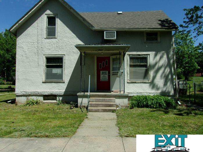 1702 Wilson Street - Photo 1