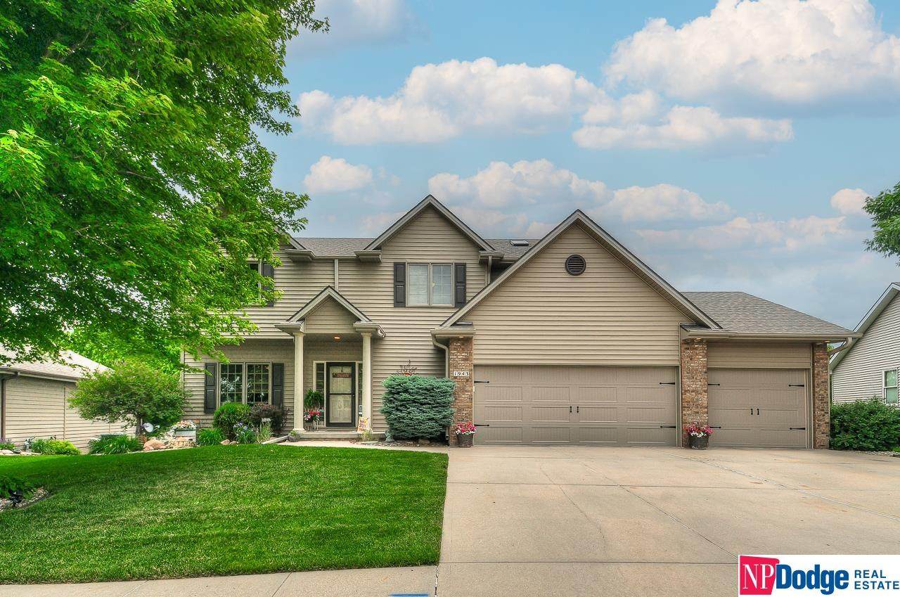 1943 Crestridge Drive - Photo 1