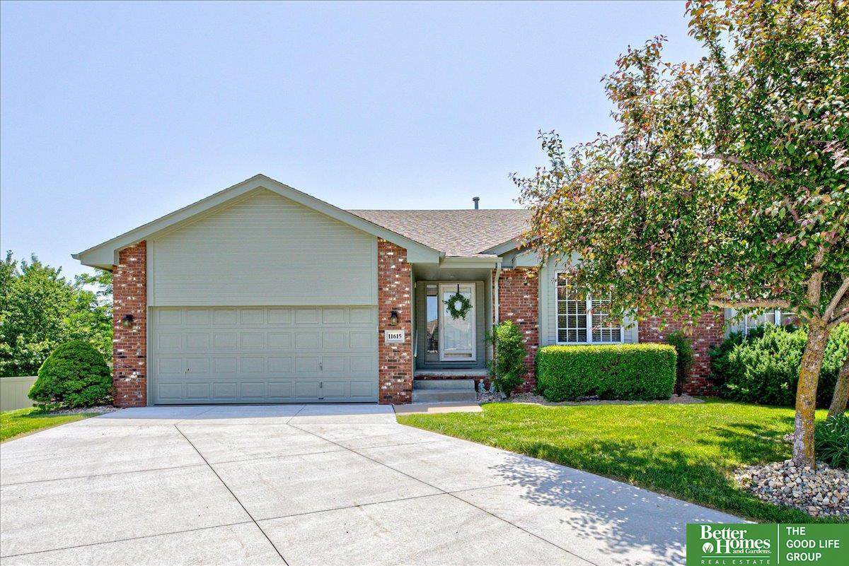 11615 Ridgeview Circle - Photo 1