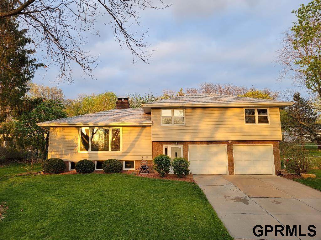 1513 98Th Street - Photo 1