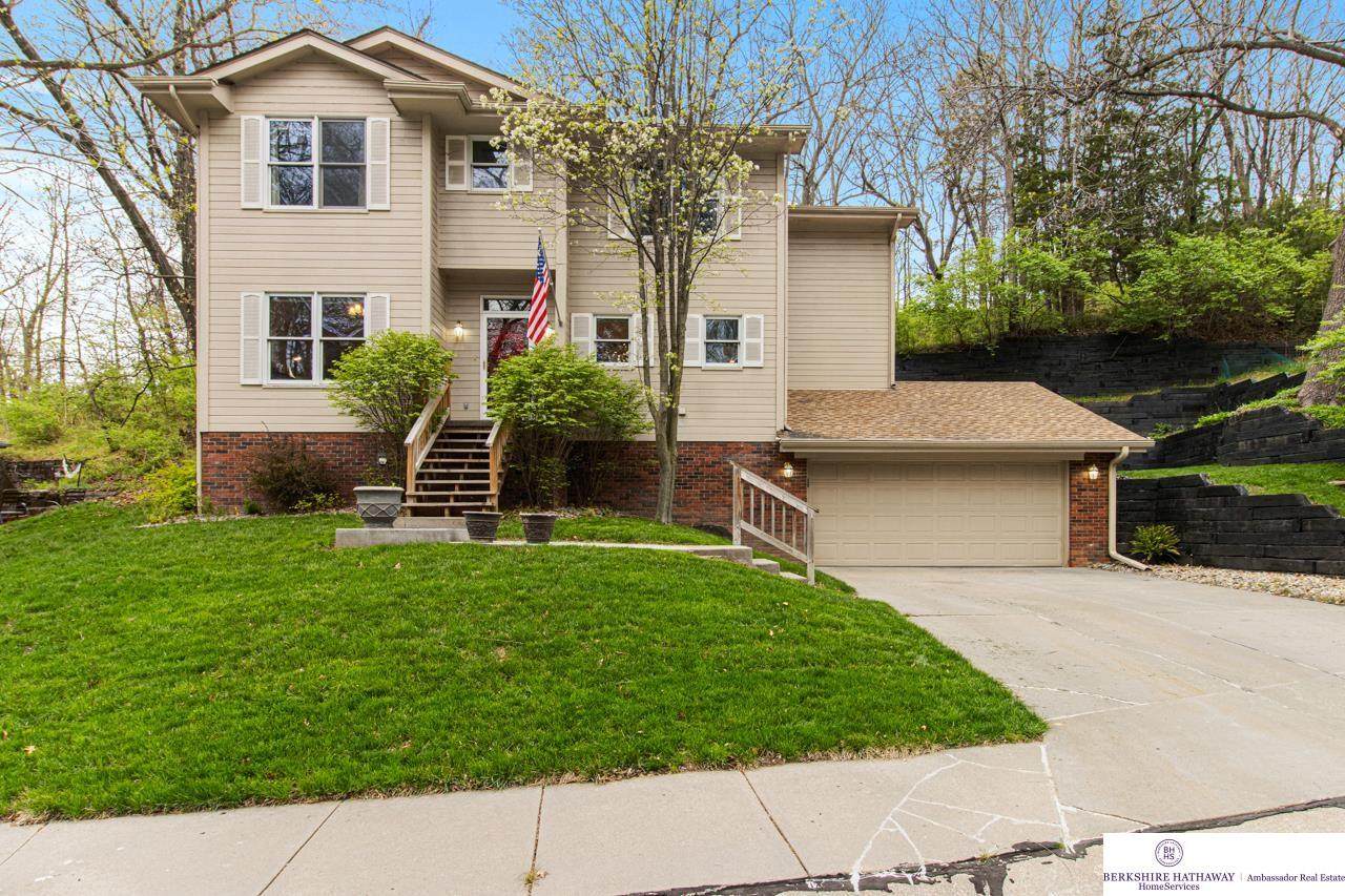 708 Jefferson Circle - Photo 1