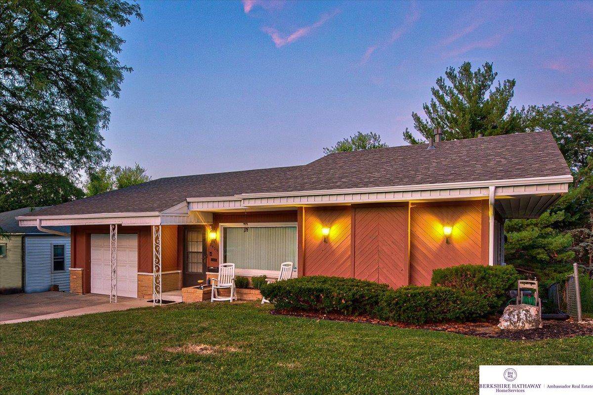 2405 48th Avenue - Photo 1