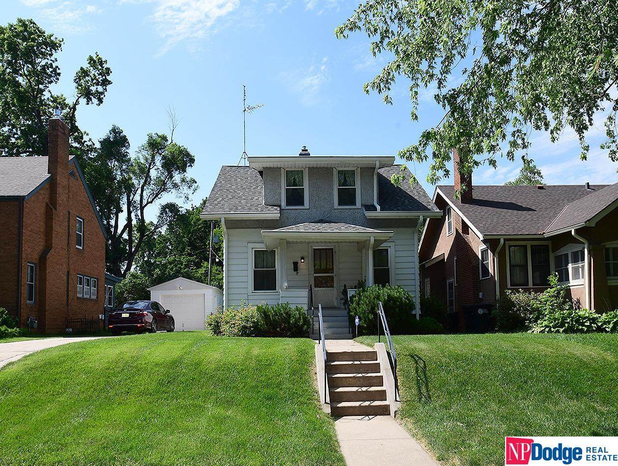 5021 Lafayette Avenue - Photo 1