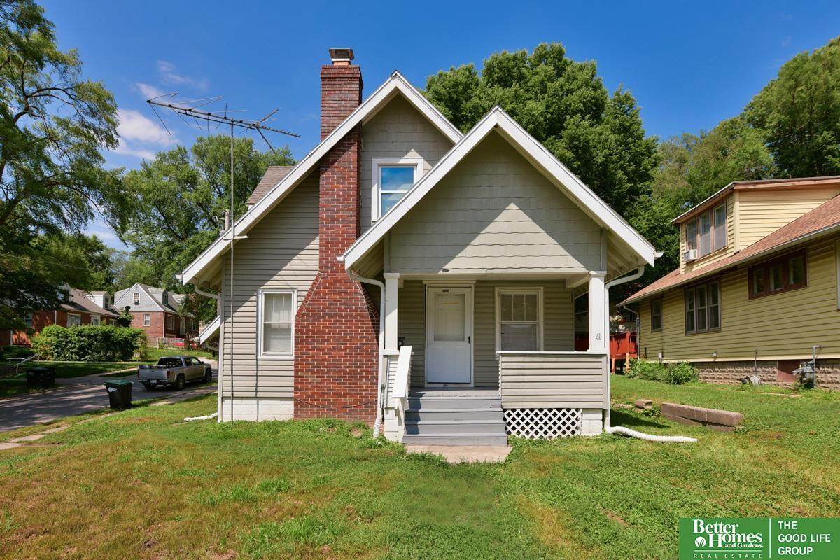 3502 42 Street - Photo 1